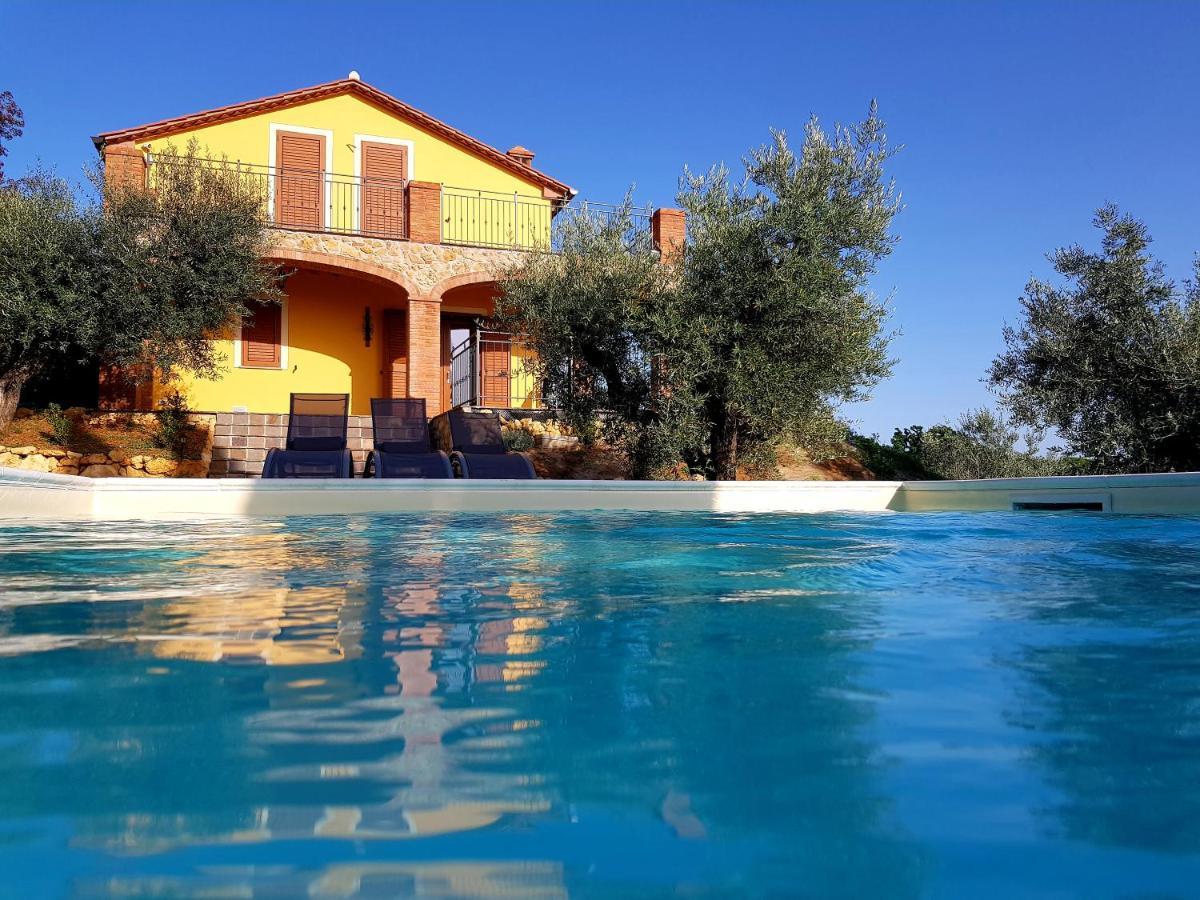 Il Panorama Apartment Montescudaio Luaran gambar