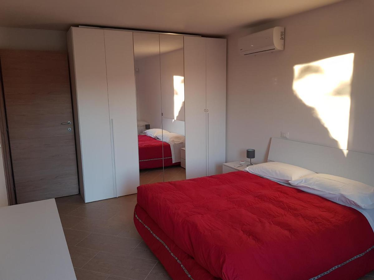 Il Panorama Apartment Montescudaio Luaran gambar