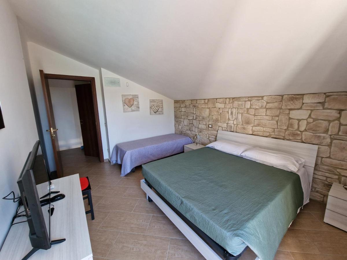 Il Panorama Apartment Montescudaio Luaran gambar