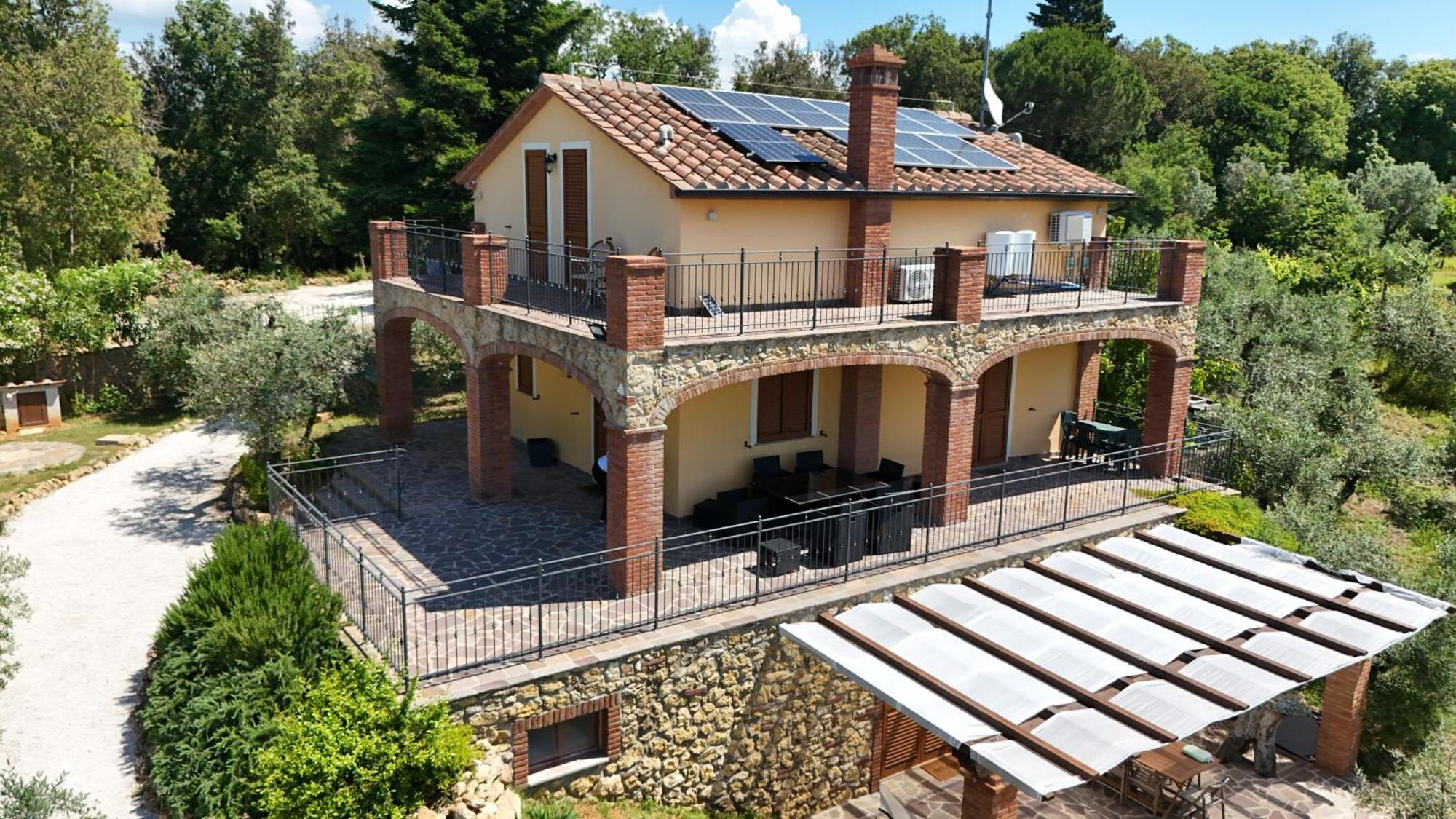 Il Panorama Apartment Montescudaio Luaran gambar